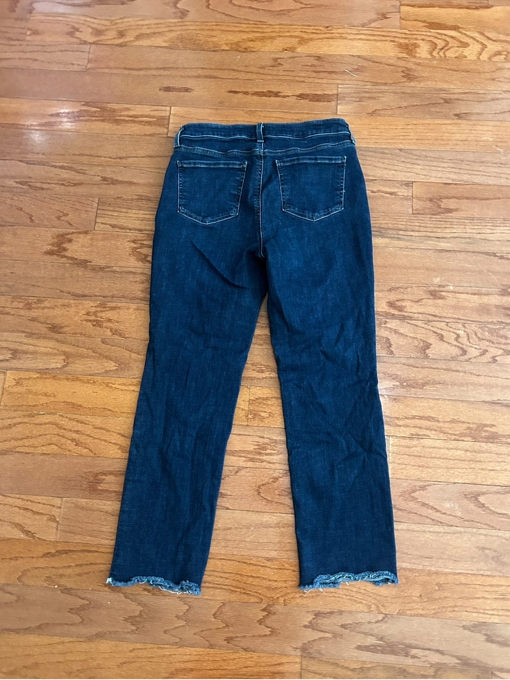 NYDJ Dark Wash Released Hem Straight Leg Jeans Women's Size 6 - Picture 8 of 8